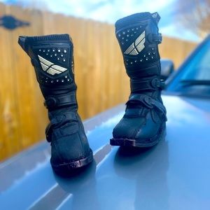 FLY Racing Gear youth SZ 3